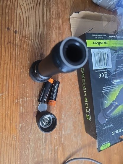 3W Led Indestructible Torch Super Tough Ip54 140 Lumens.