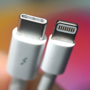 Apple Lightning