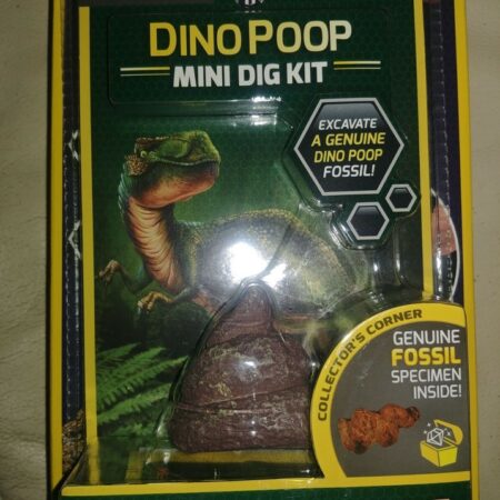 NATIONAL GEOGRAPHIC MINI DIG KIT Shark Tooth