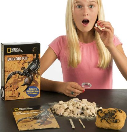 National Geographic Bug Dig Science Kit with 3 Preserved Bugs