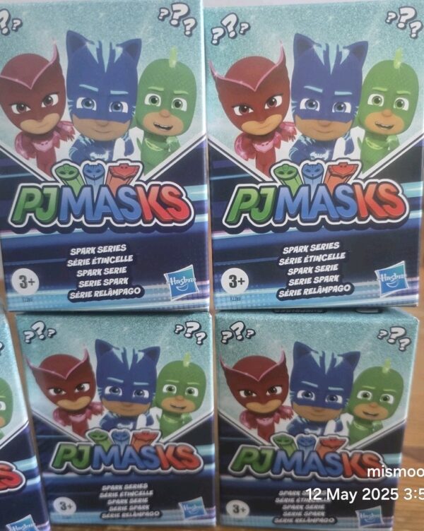 New and Sealed Hasbro- PJ Masks- Spark series- Surprise figure in box- Age 3+